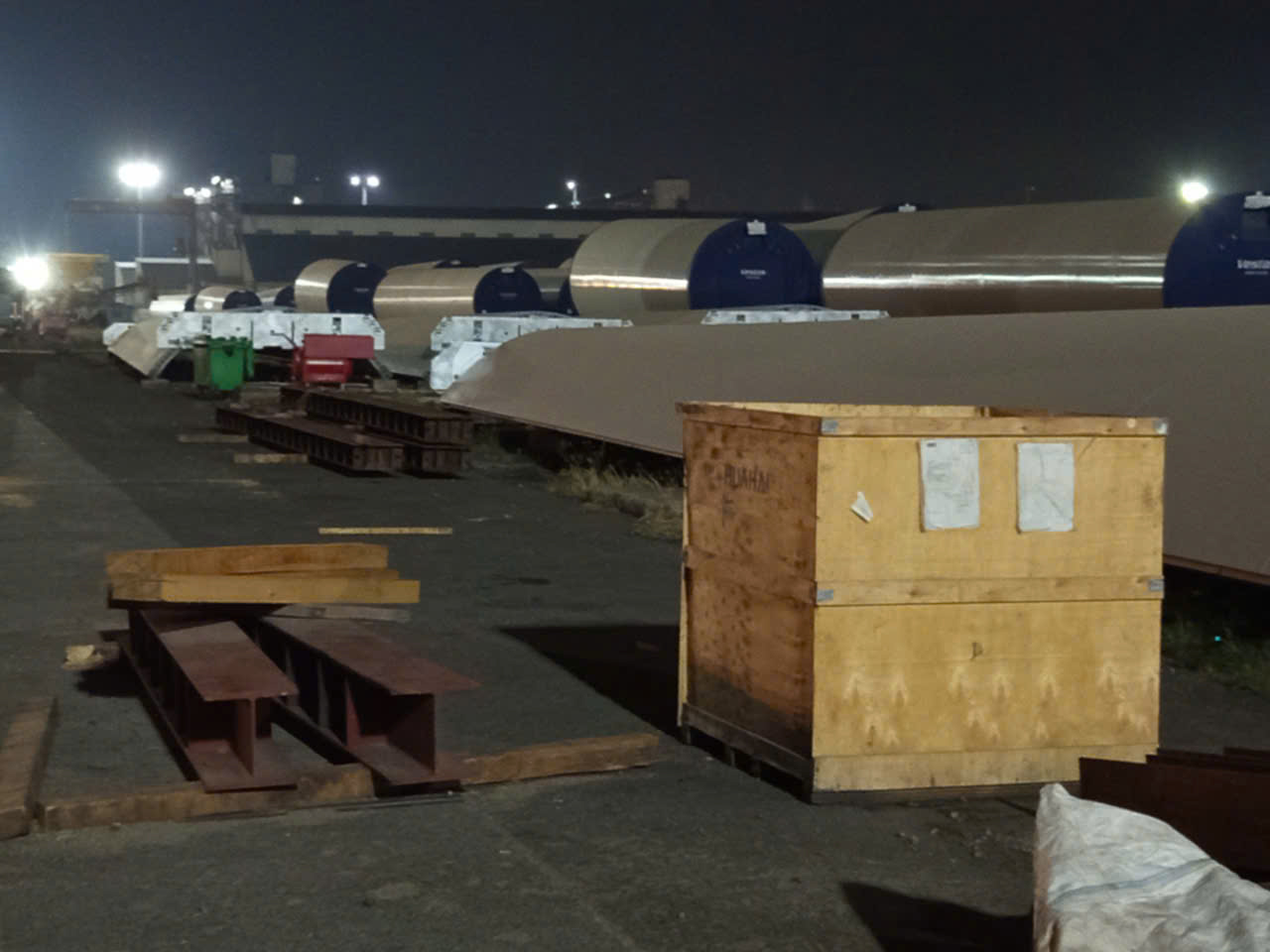 Spare parts delivery and forwarding logistics
